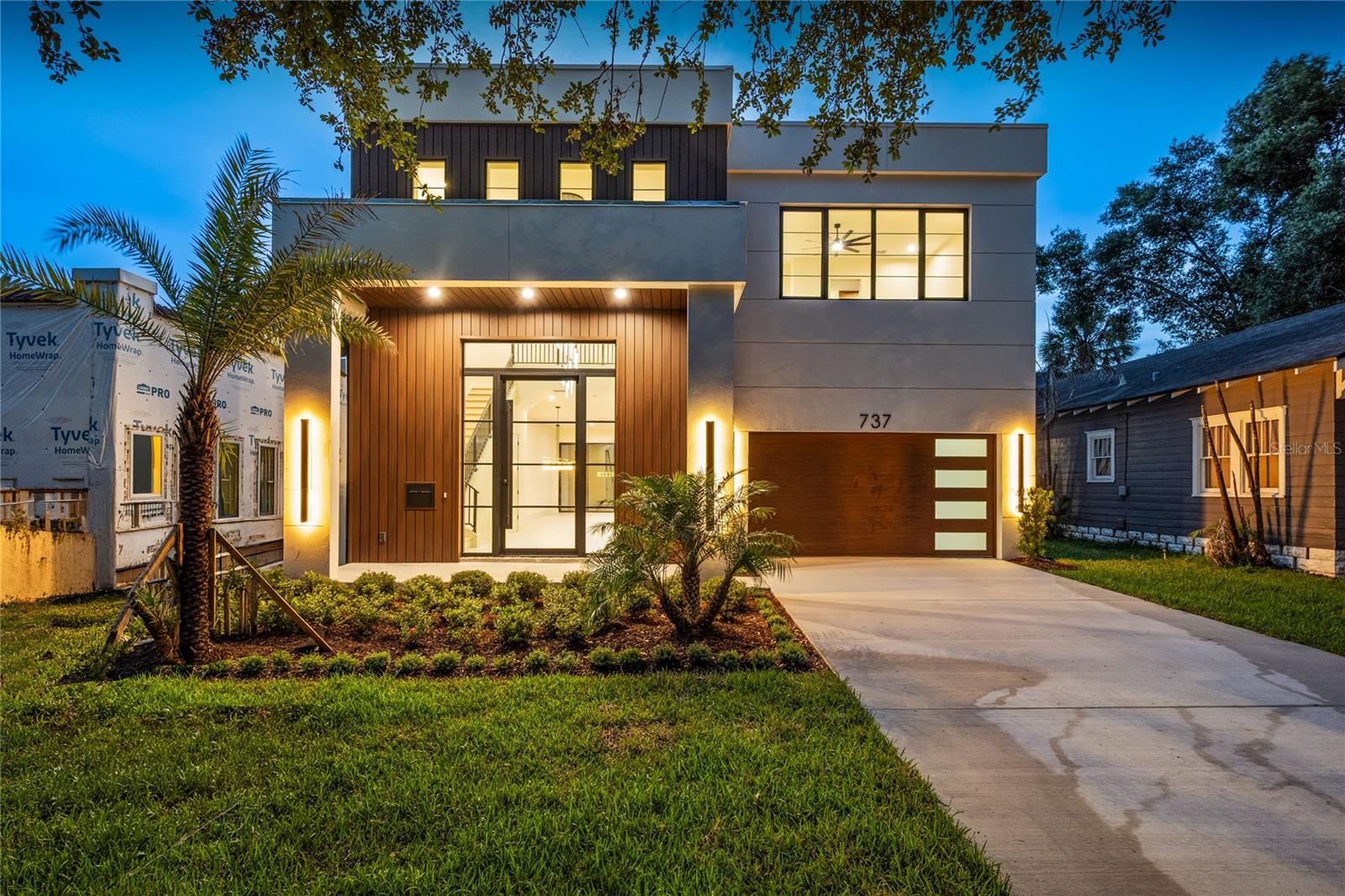 PARK LAKE TERRACE - Residential