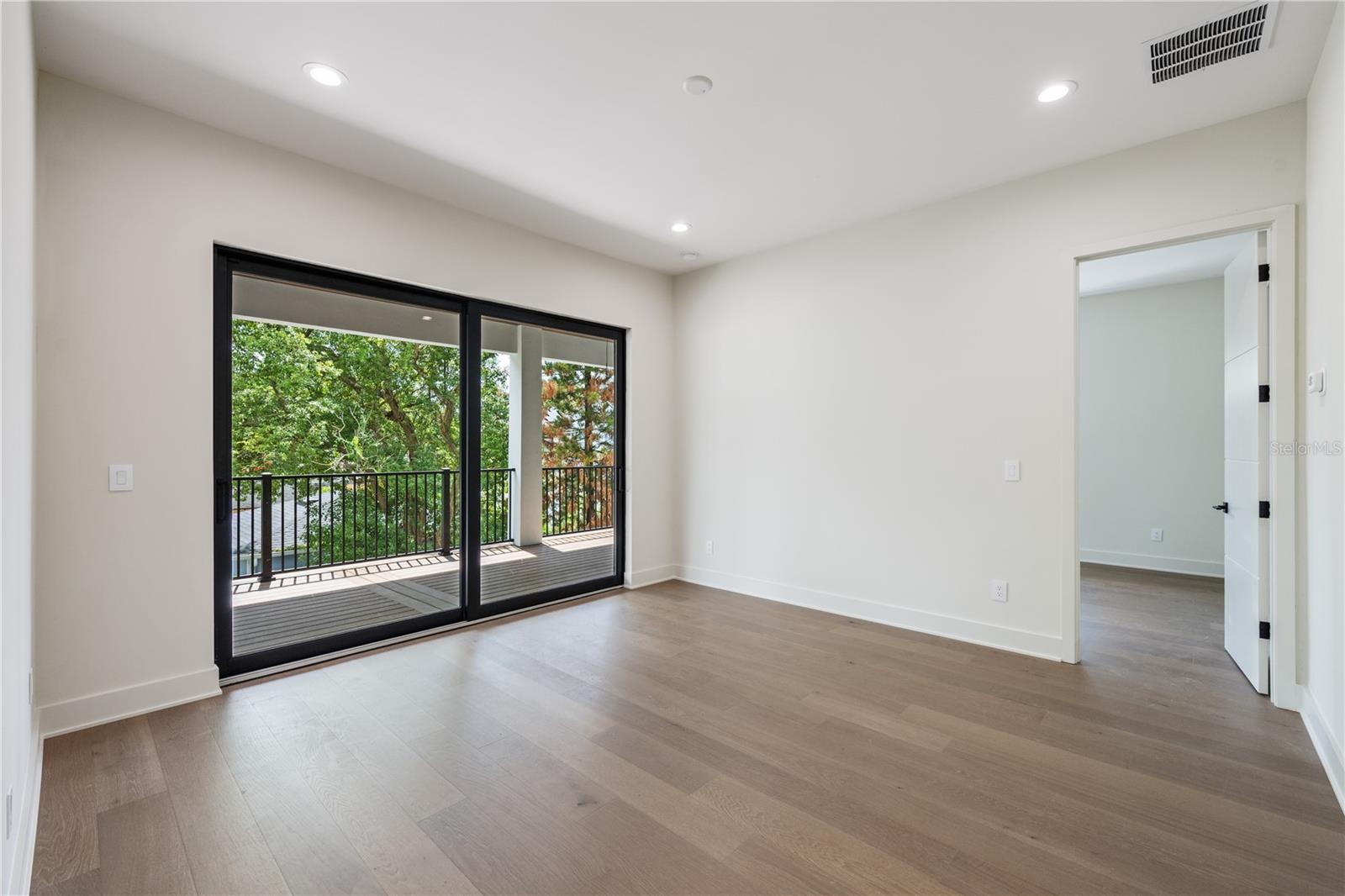 PARK LAKE TERRACE - Residential