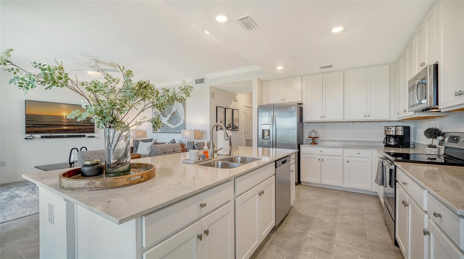 TERRACE VIII AT LAKEWOOD NATIONAL PH I - Residential Lease