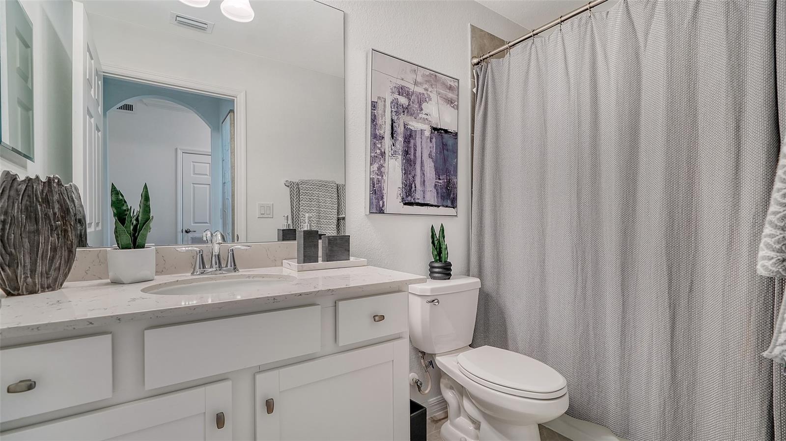 TERRACE VIII AT LAKEWOOD NATIONAL PH I - Residential Lease