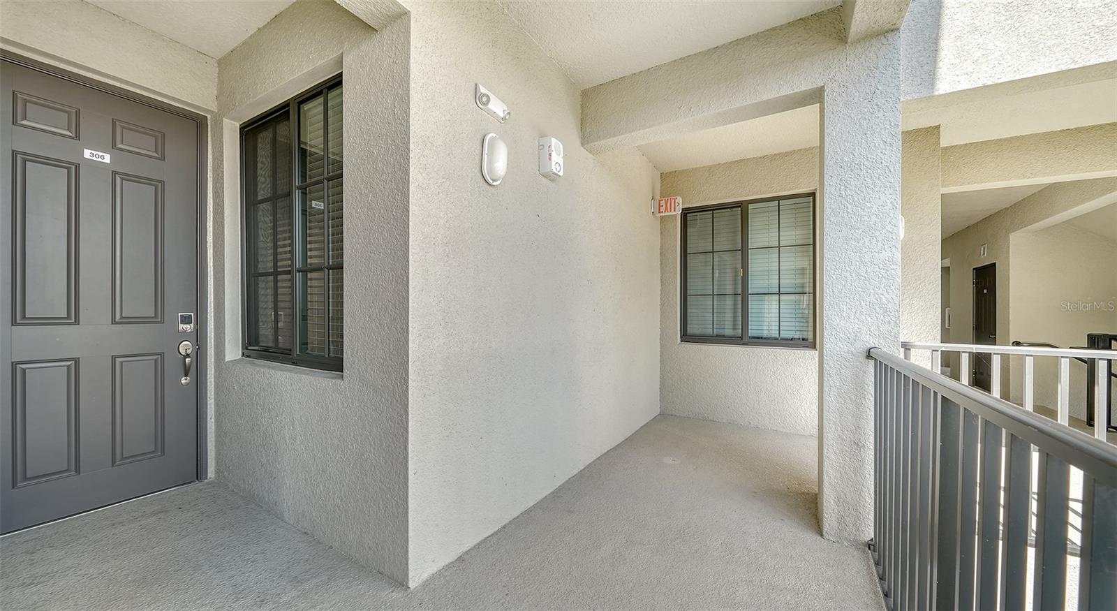 TERRACE VIII AT LAKEWOOD NATIONAL PH I - Residential Lease