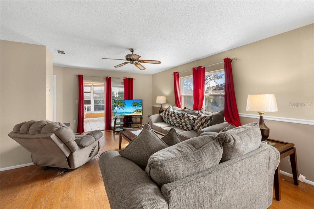 SPRING HILL - Residential