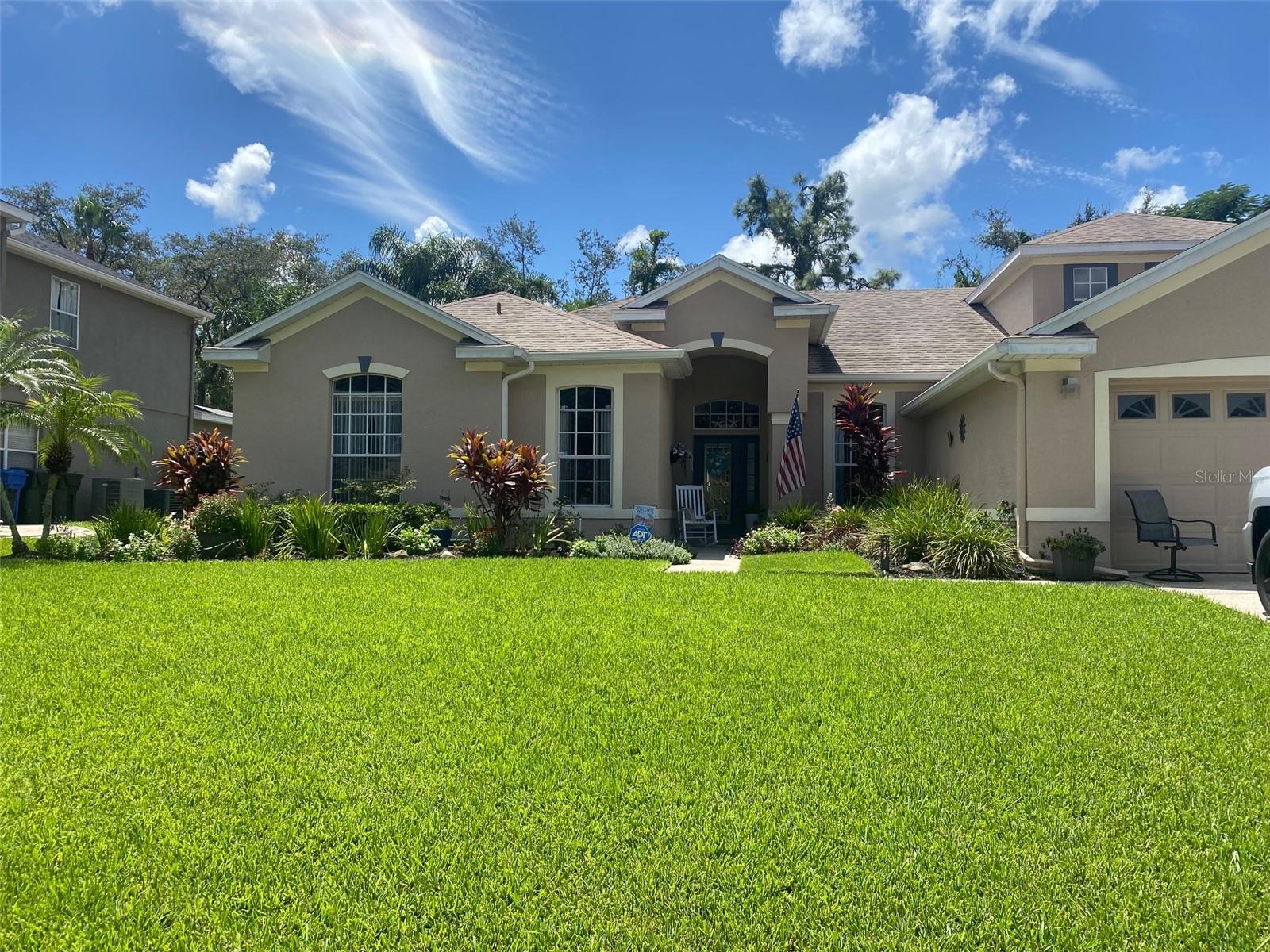 One owner home located in Oviedo on a cul-de-sac. Close to the 408 and 417 and also research park. A Rated schools. Beautifully landscaped home with an open floor plan move in ready. The home has a new hot water heater, dishwasher and disposal. Roof and A/C is only 10 years old. The love and care that has gone into this home for the past 27 years show. Double doors to the office/den or extra bedroom. Double doors to the Master bedroom suite. The home has an updated alarm system as well as new smoke detectors. Large family room with an electric fireplace. Bonus room and stairs have new carpeting. Smoke free home. Large paver patio added on the outside that also goes to the pool bath. Landscape lighting out-front.