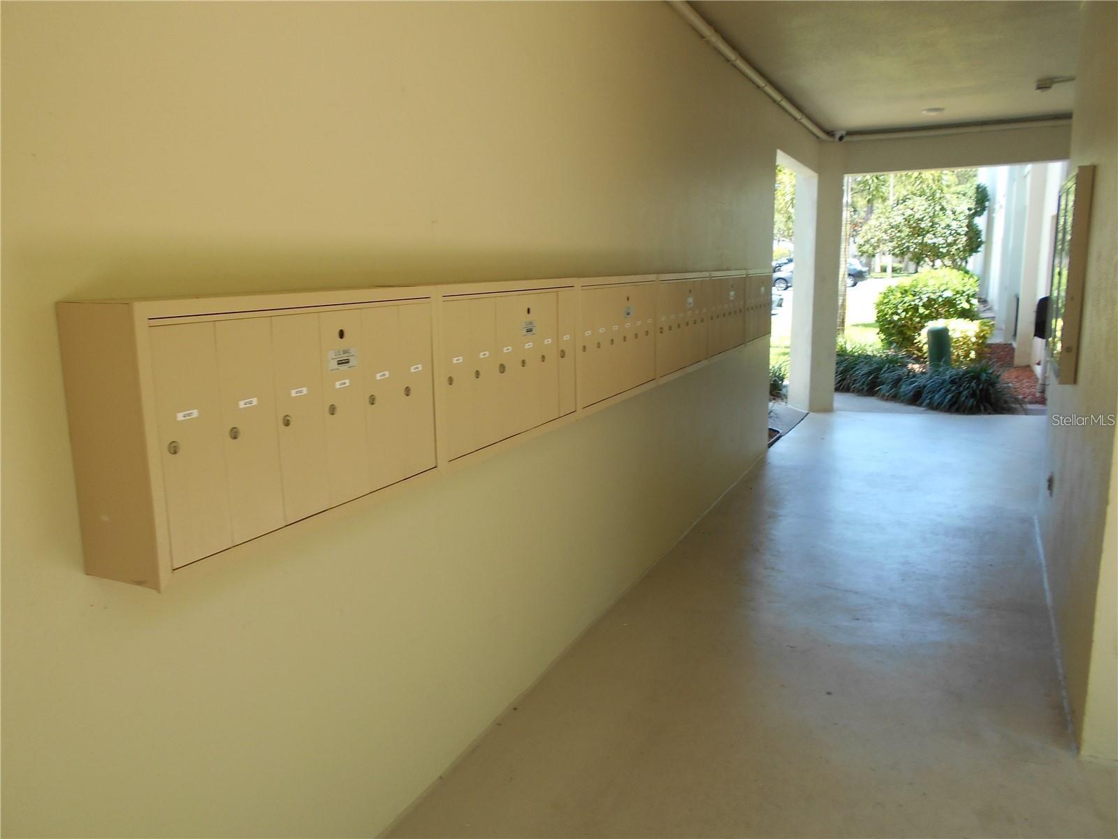 2700 BAYSHORE BOULEVARD 4103