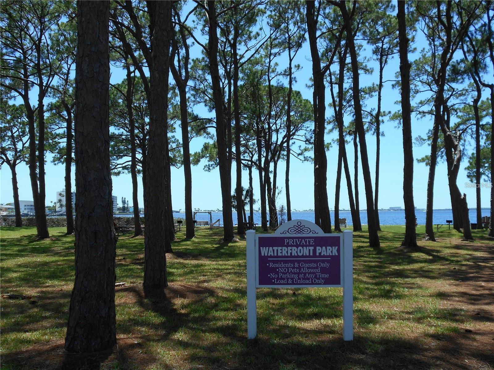 MEDITERRANEAN MANORS - Residential