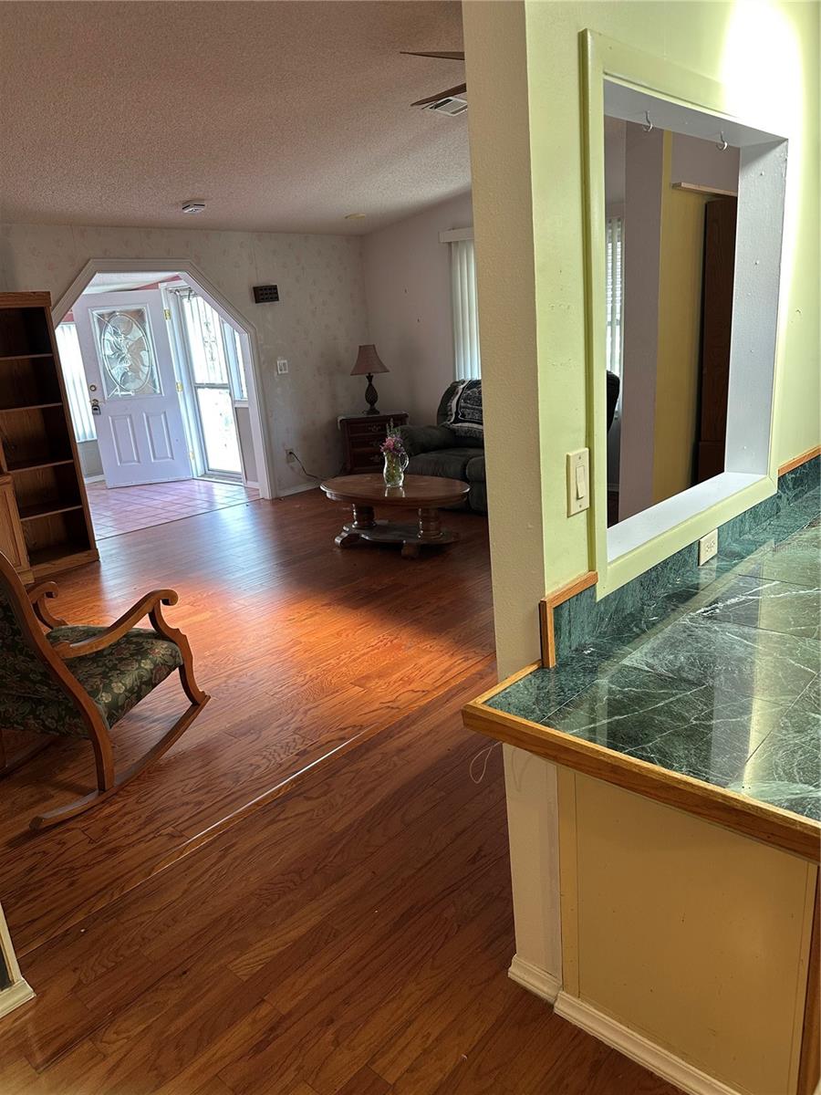 LADY LAKE ORANGE BLOSSOM GARDENS UNIT 08 - Residential