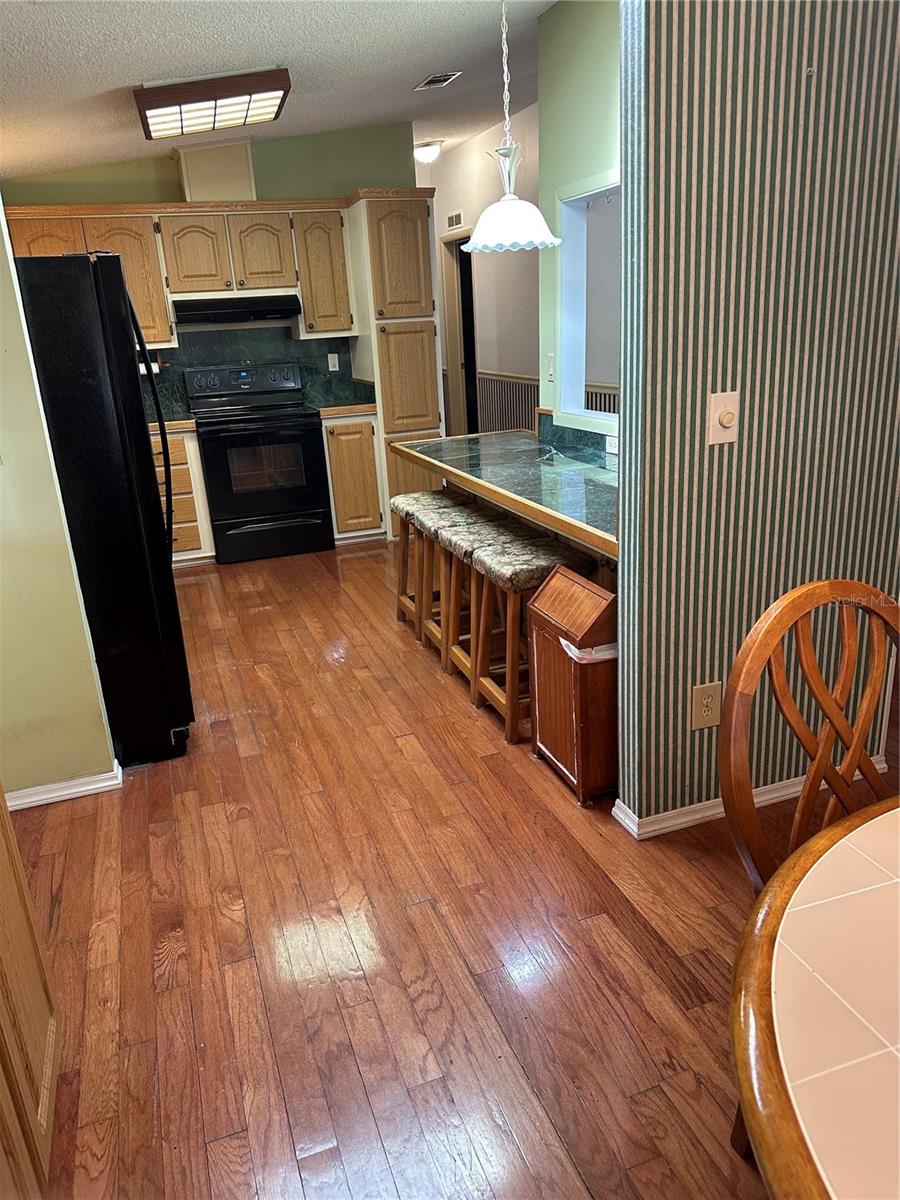 LADY LAKE ORANGE BLOSSOM GARDENS UNIT 08 - Residential