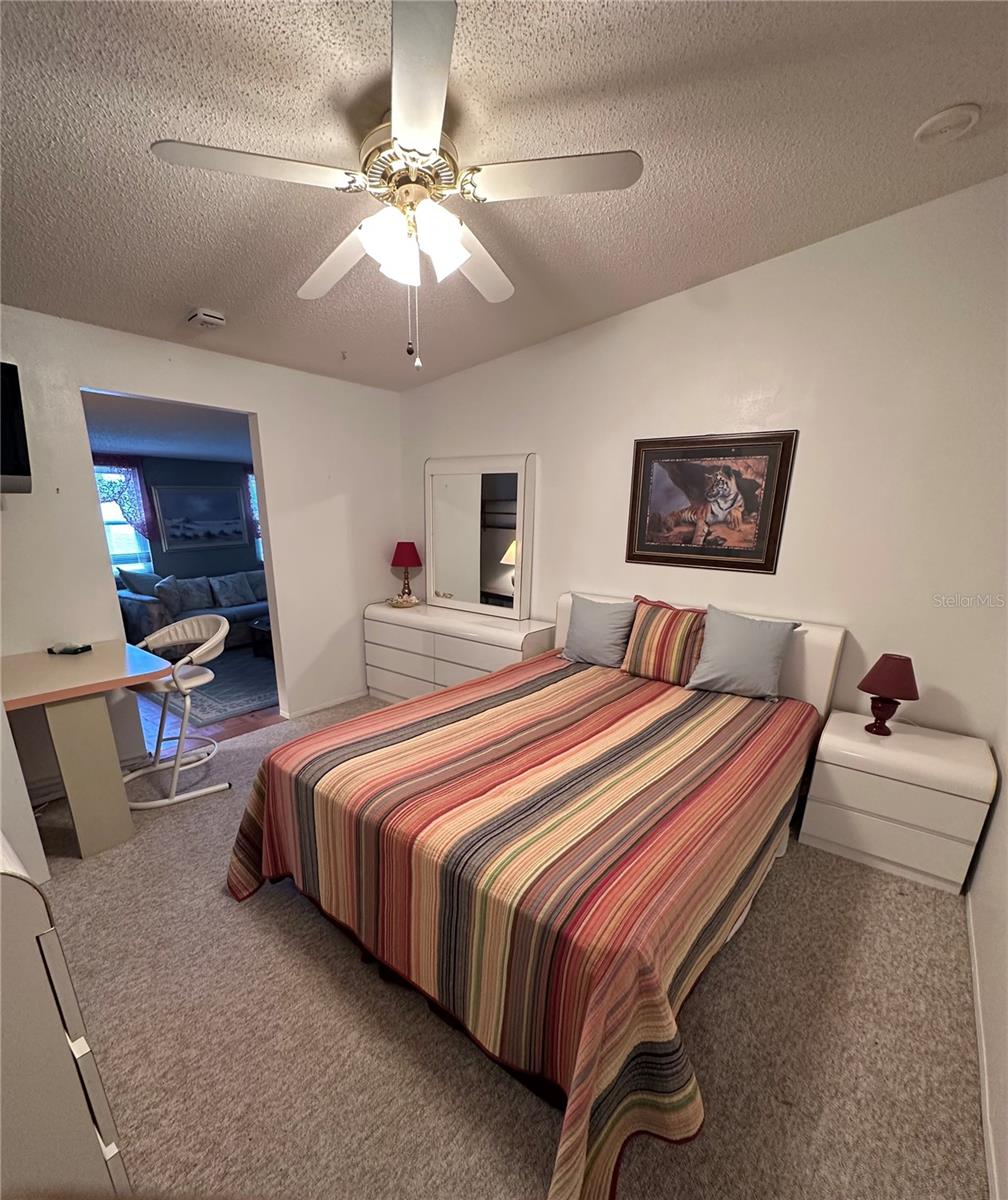 LADY LAKE ORANGE BLOSSOM GARDENS UNIT 08 - Residential