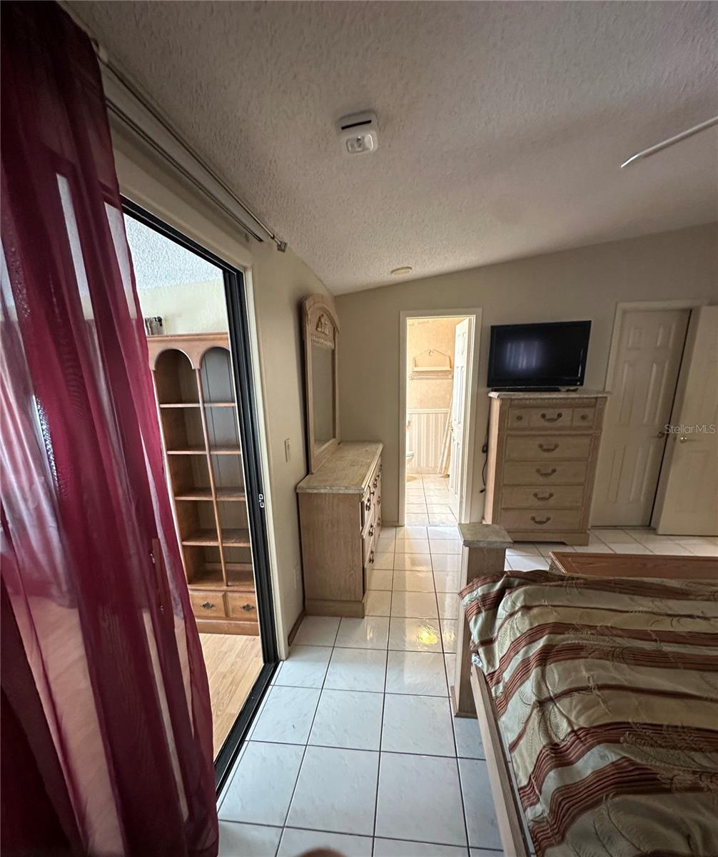 LADY LAKE ORANGE BLOSSOM GARDENS UNIT 08 - Residential