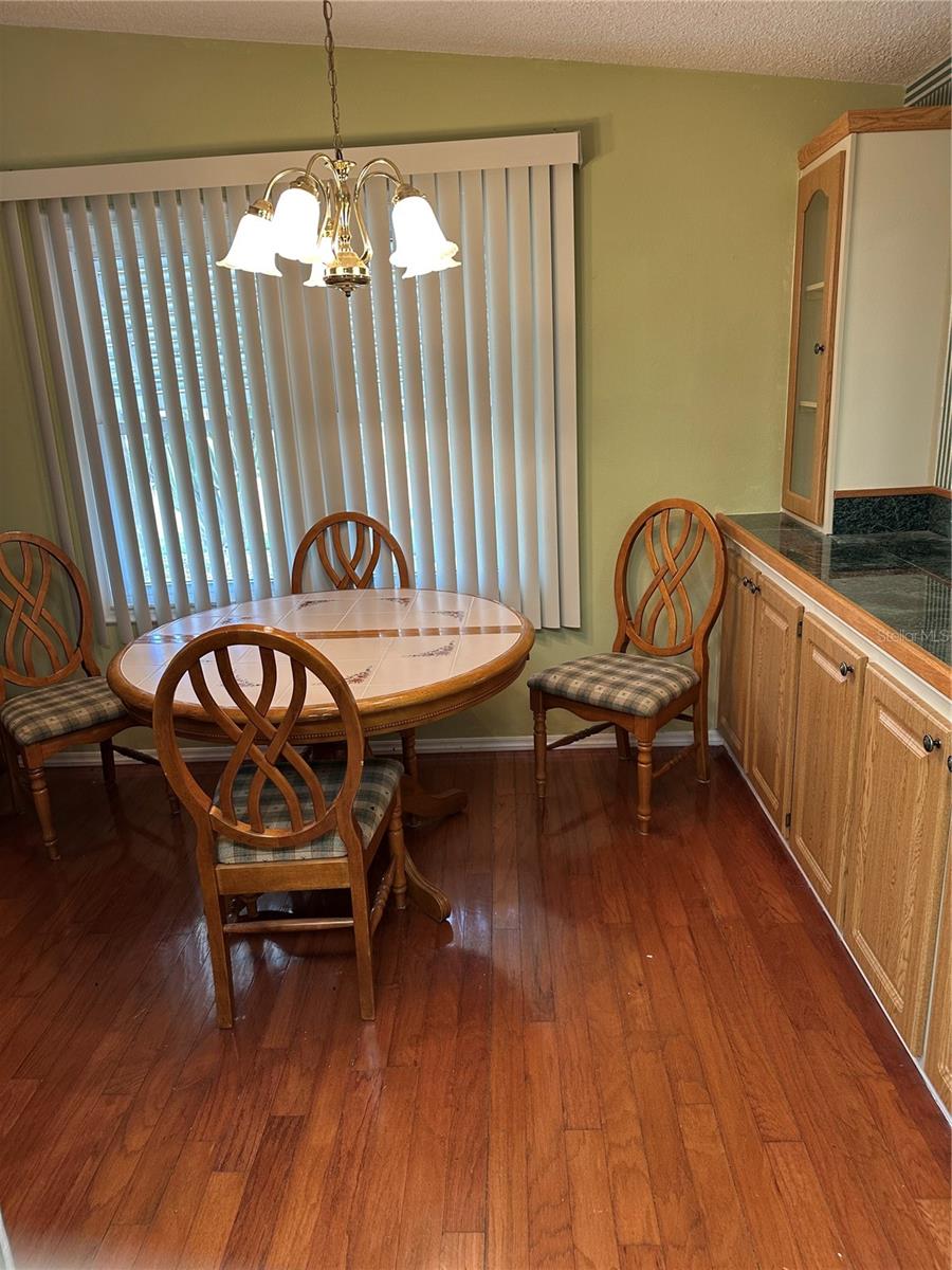 LADY LAKE ORANGE BLOSSOM GARDENS UNIT 08 - Residential