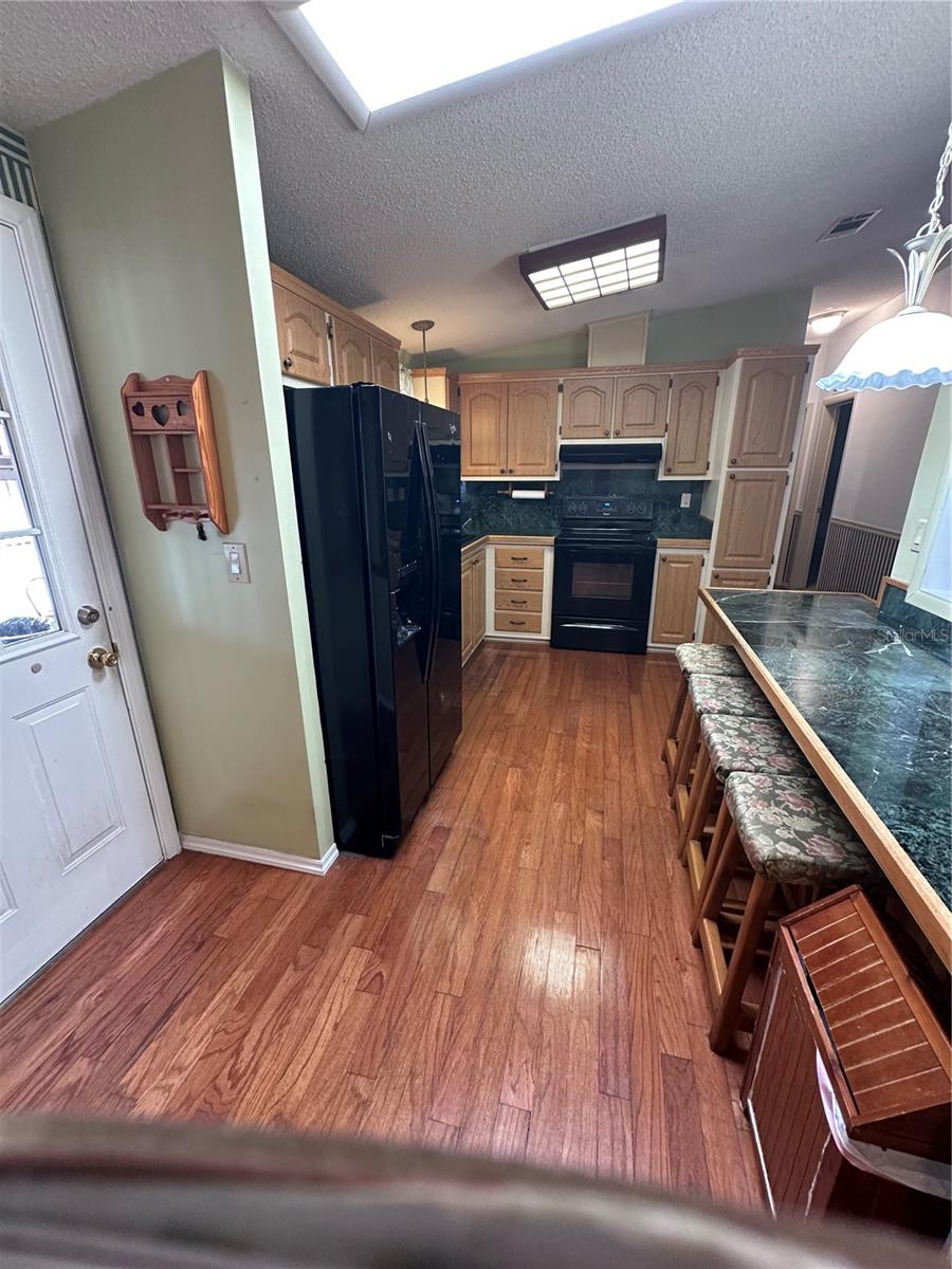 LADY LAKE ORANGE BLOSSOM GARDENS UNIT 08 - Residential