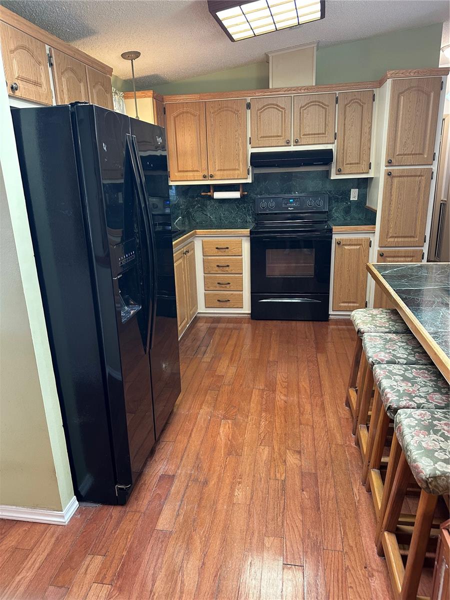 LADY LAKE ORANGE BLOSSOM GARDENS UNIT 08 - Residential