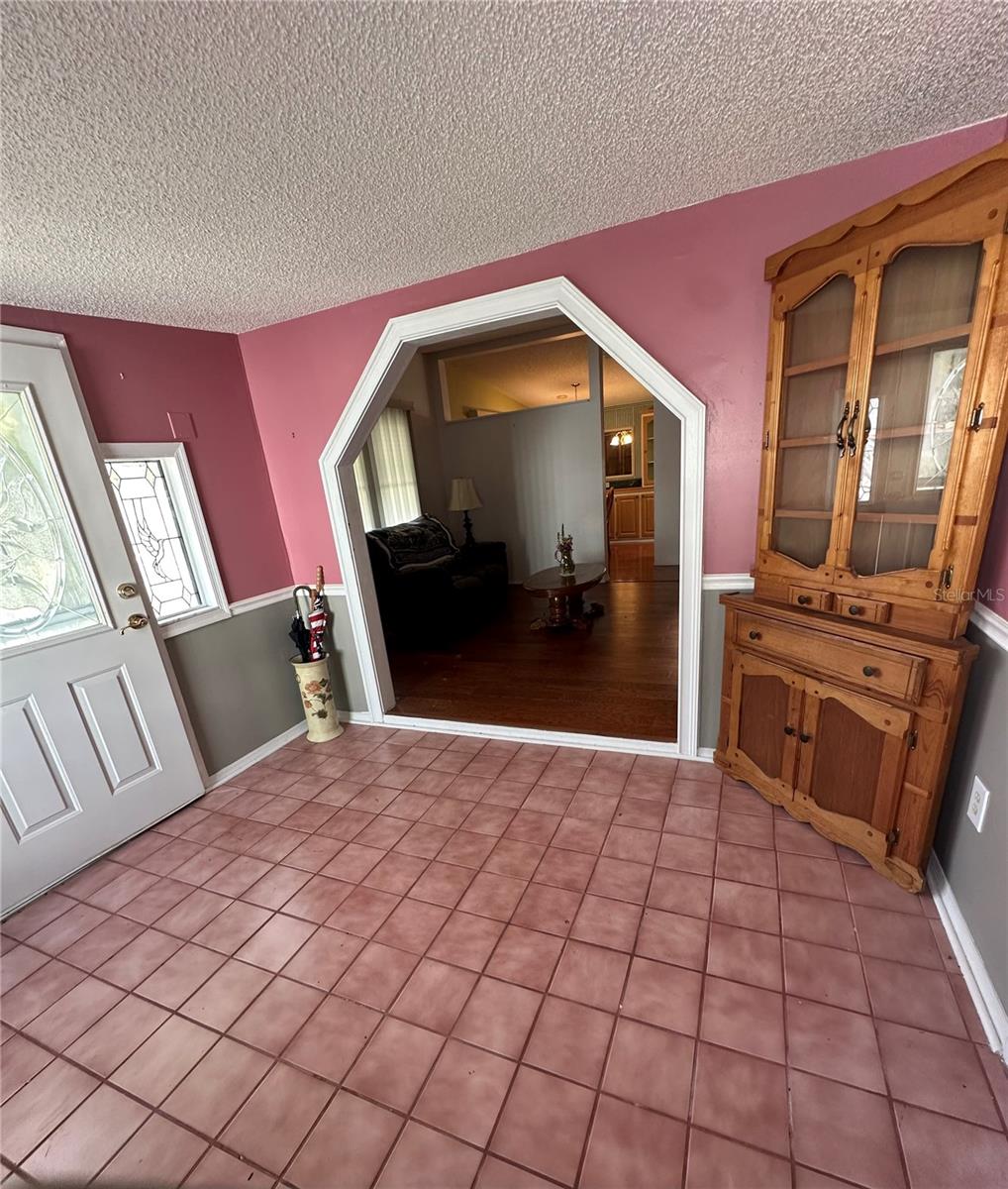 LADY LAKE ORANGE BLOSSOM GARDENS UNIT 08 - Residential