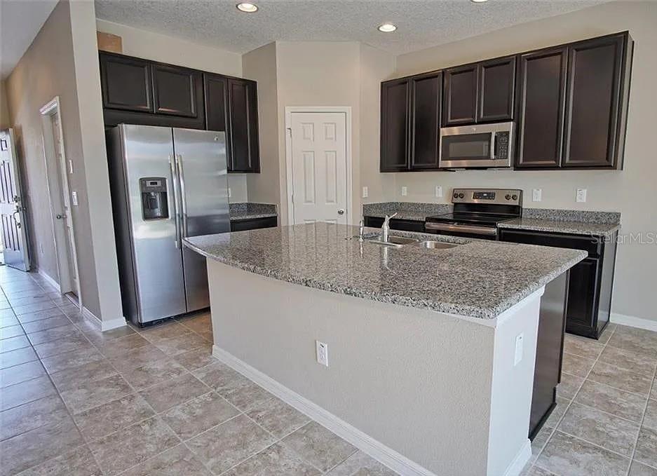 OAK CREEK PRCL 3 - Residential Lease