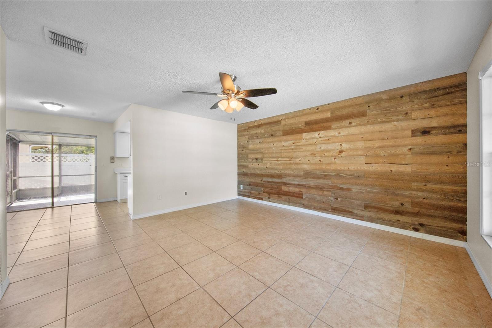 142 BAYBERRY COURT
