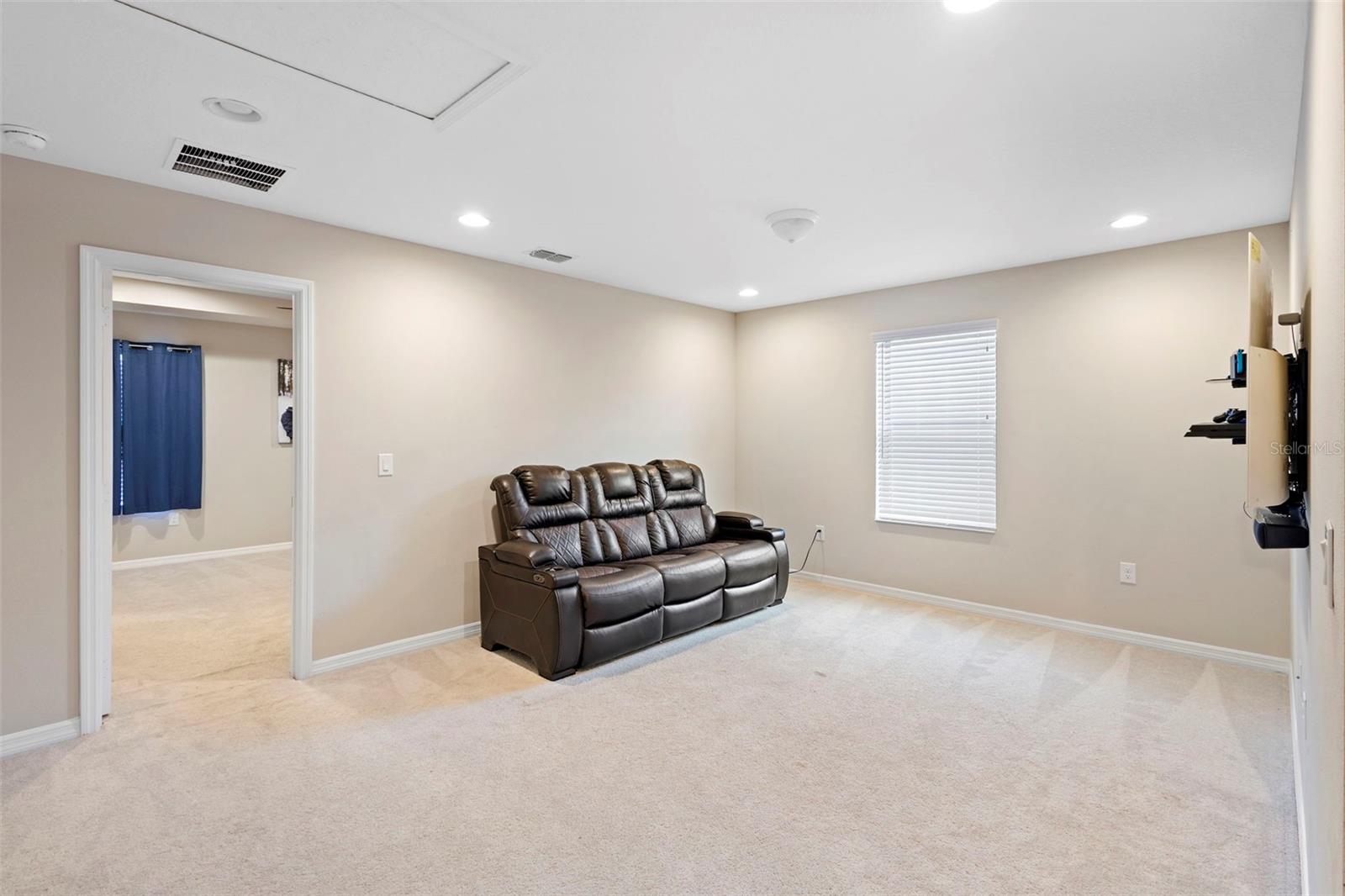 TRADITIONS AT WHITE CEDAR - Residential