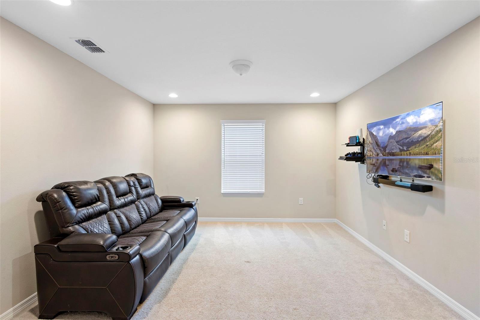 TRADITIONS AT WHITE CEDAR - Residential