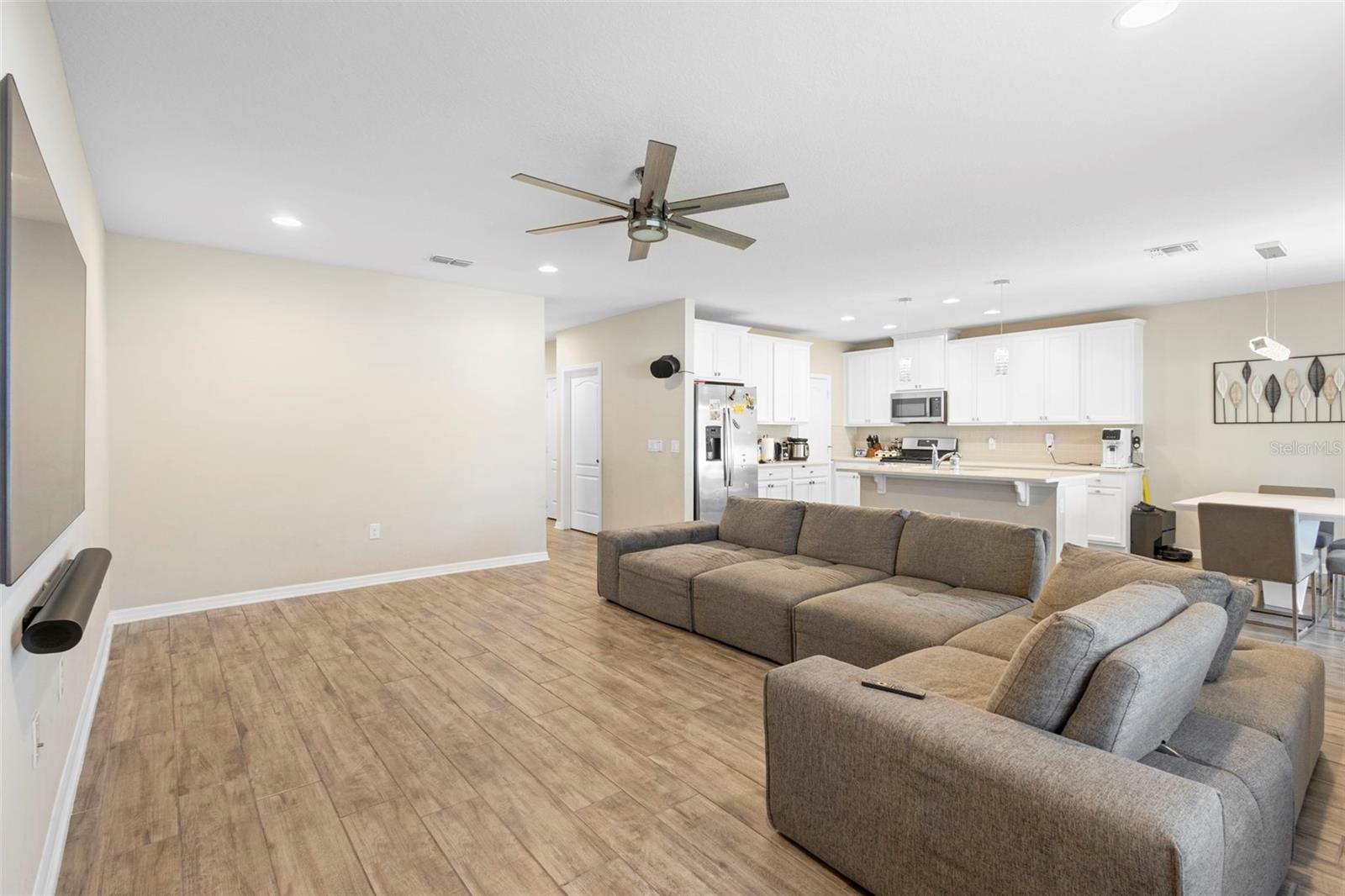 TRADITIONS AT WHITE CEDAR - Residential