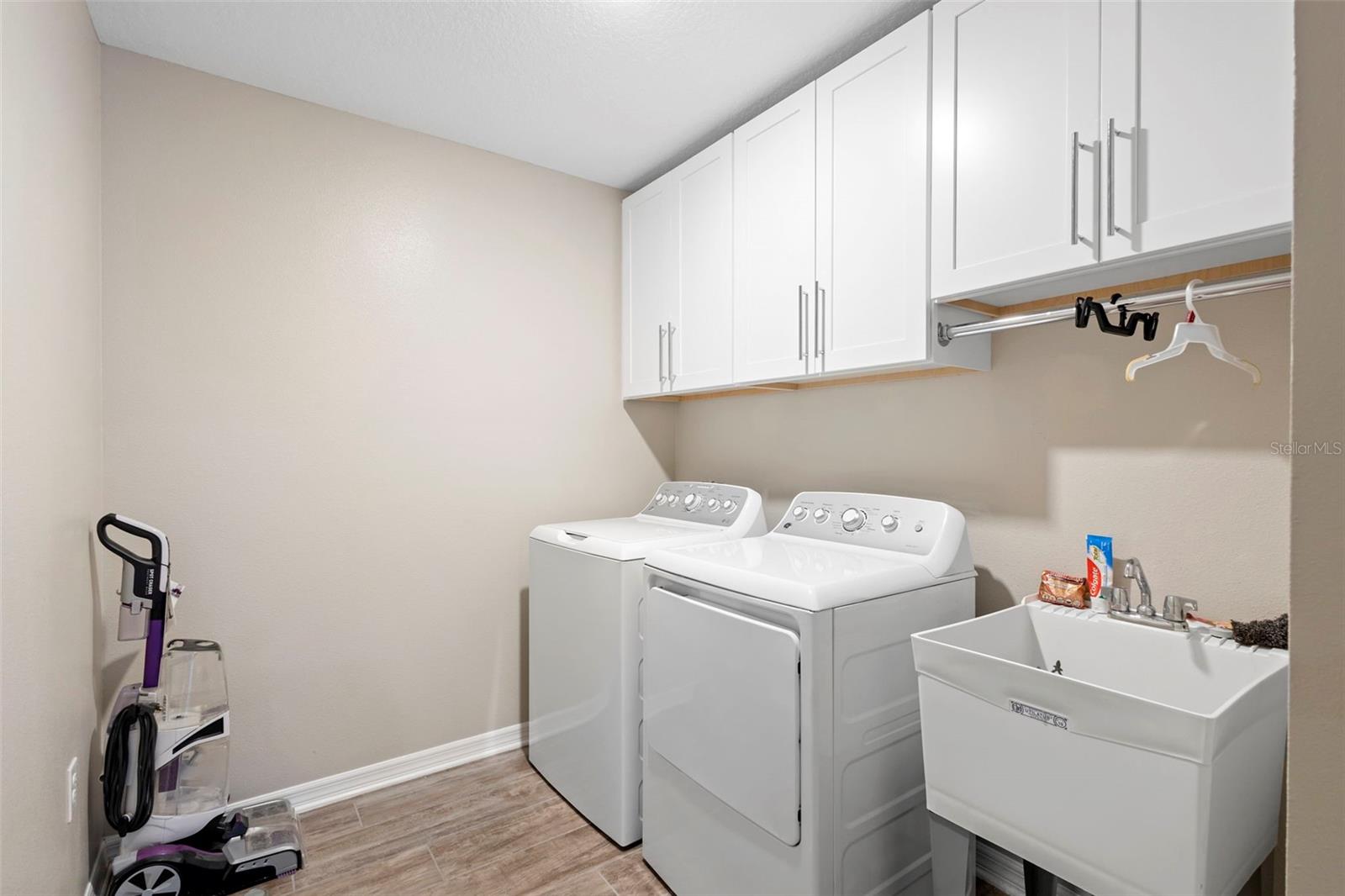 TRADITIONS AT WHITE CEDAR - Residential