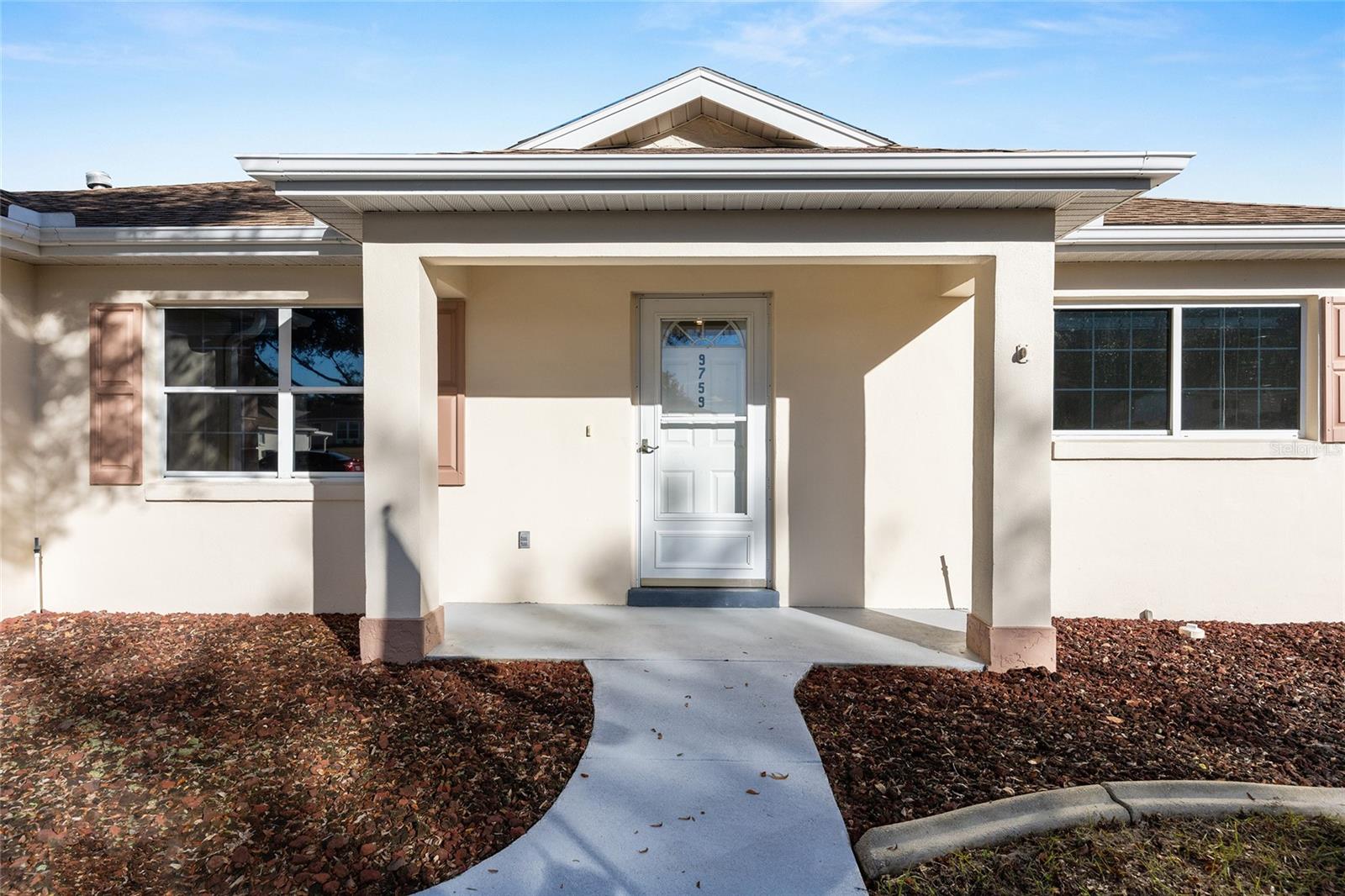 ON TOP/WORLD PH 01B SEC 06 - Residential