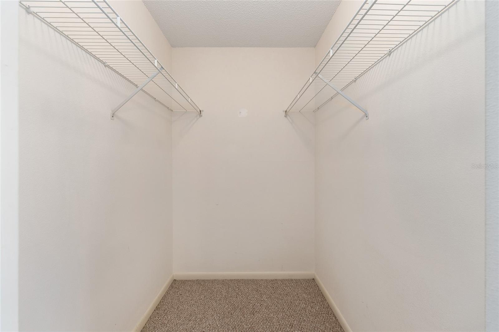 ON TOP/WORLD PH 01B SEC 06 - Residential