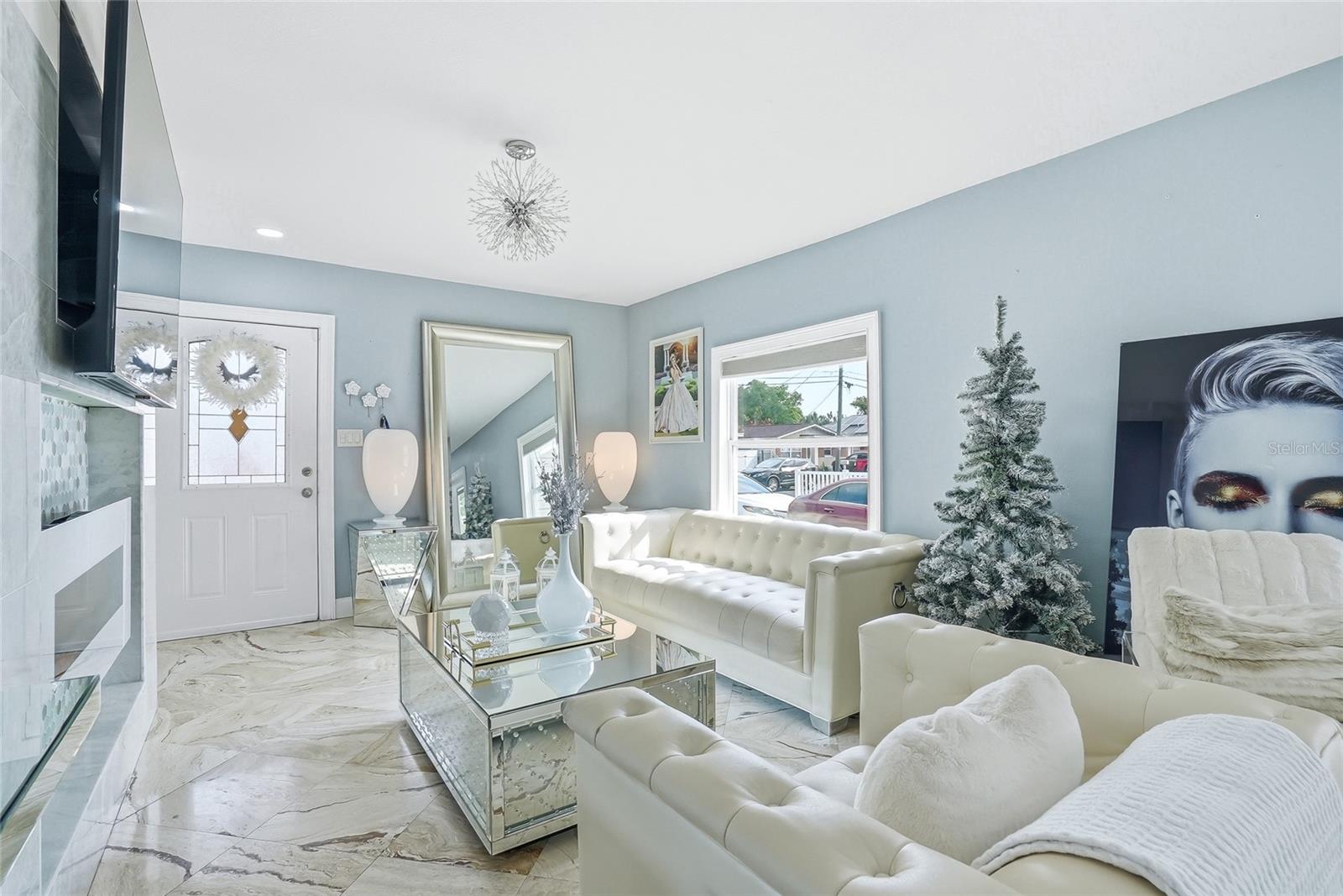 AVONDALE - Residential