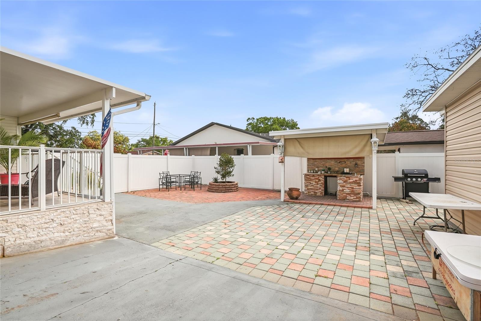 AVONDALE - Residential