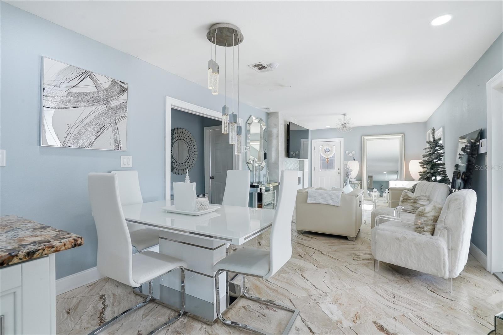 AVONDALE - Residential