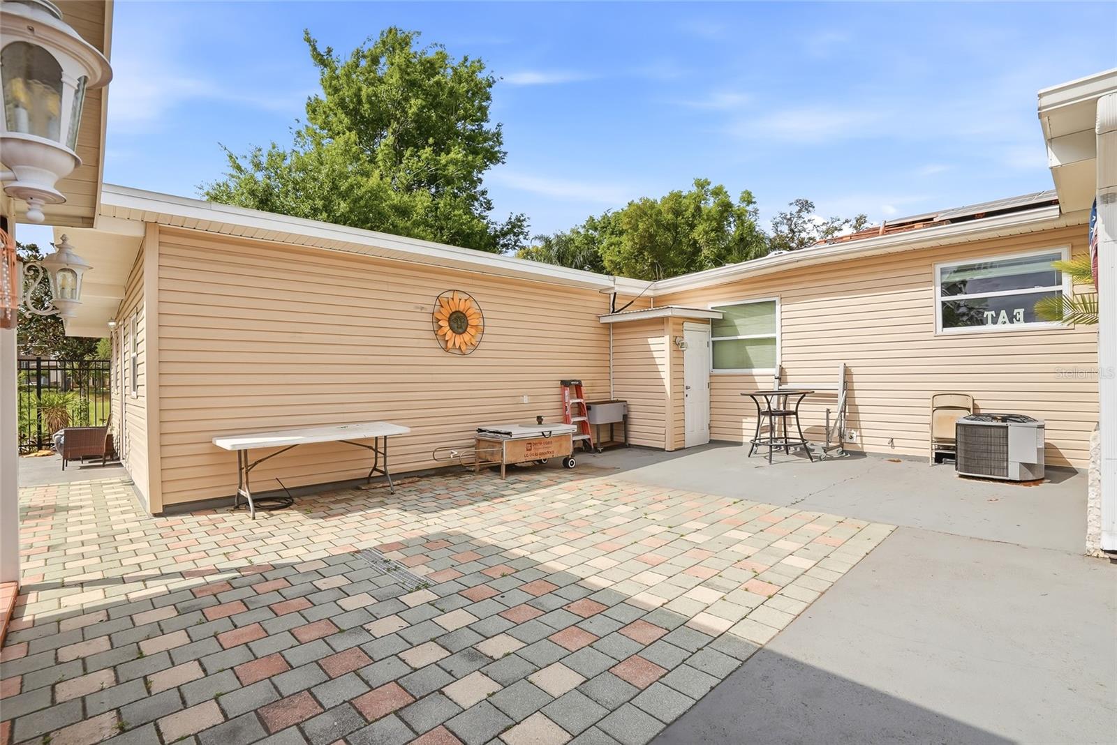 AVONDALE - Residential