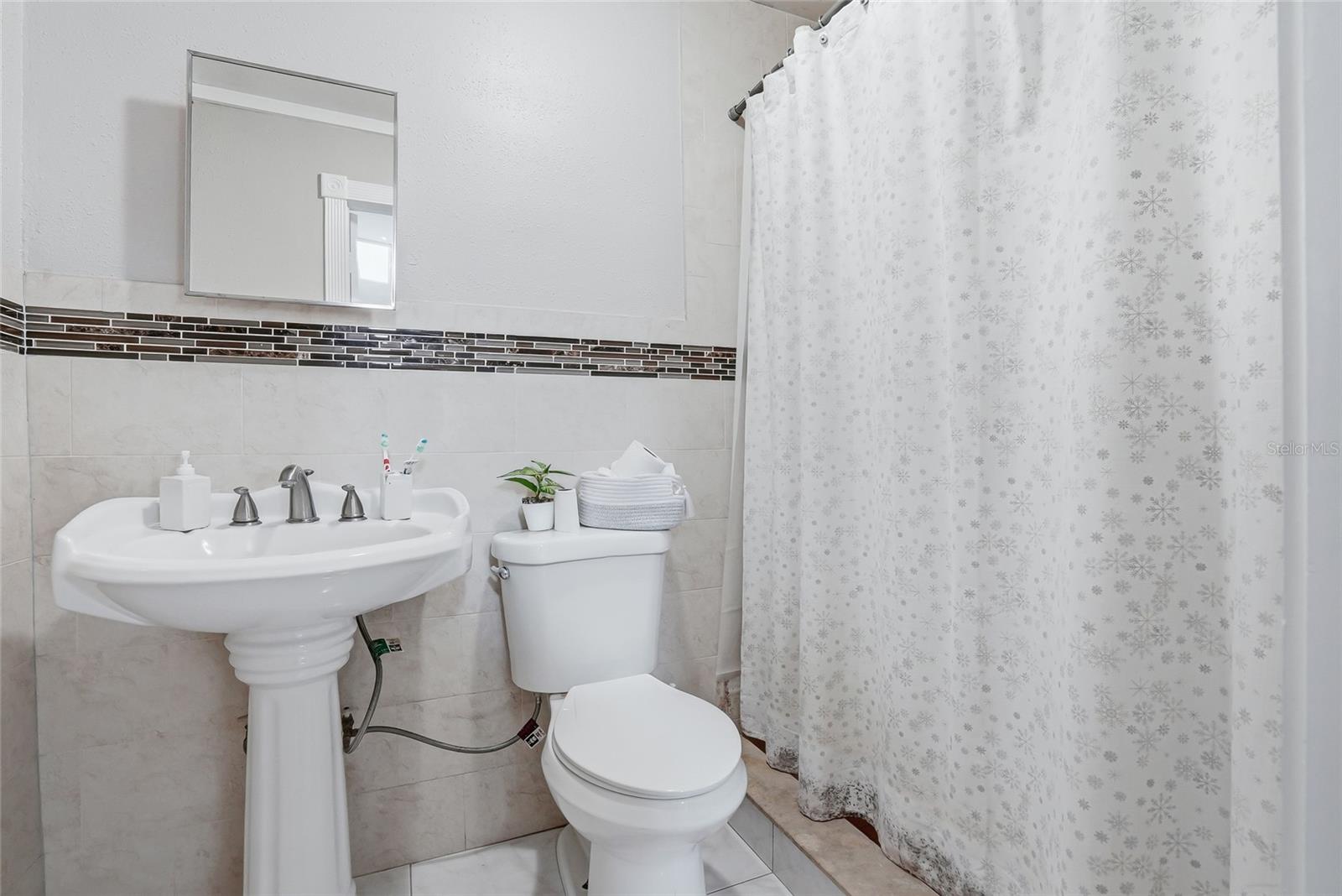 AVONDALE - Residential