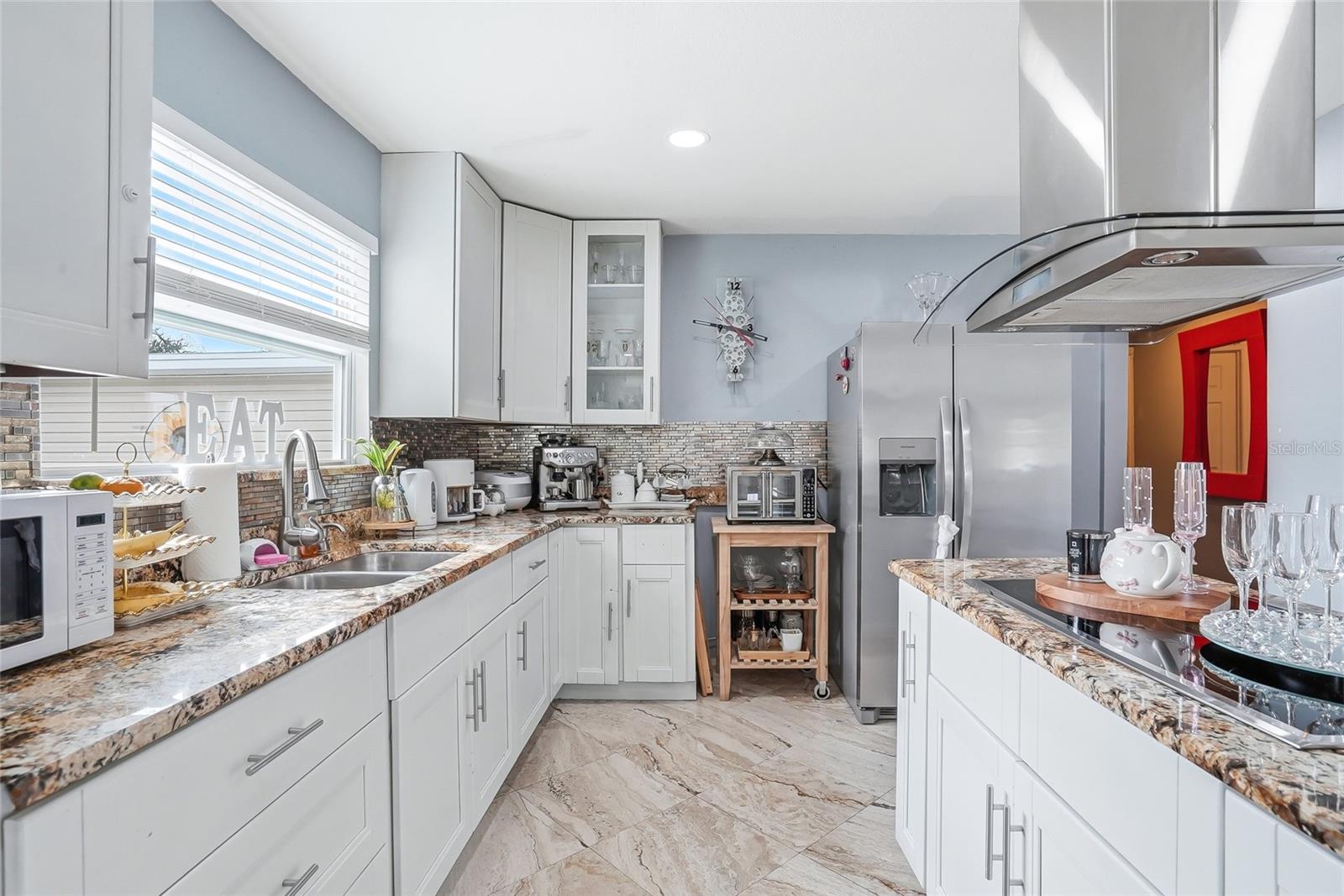 AVONDALE - Residential