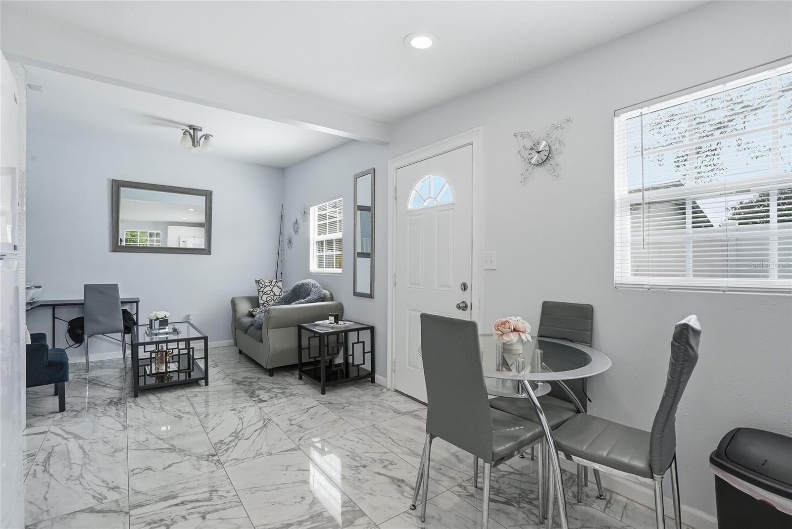 AVONDALE - Residential