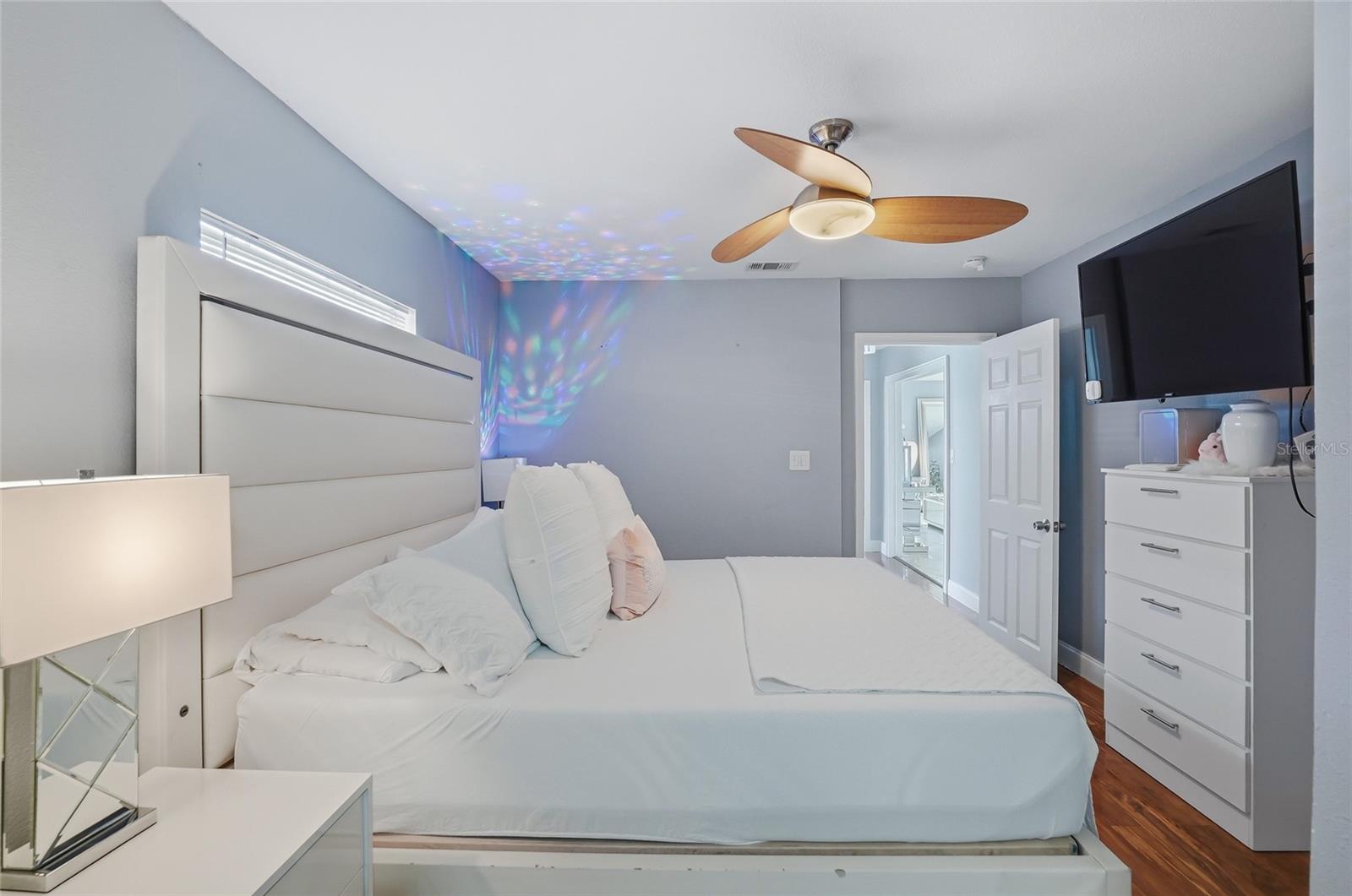 AVONDALE - Residential