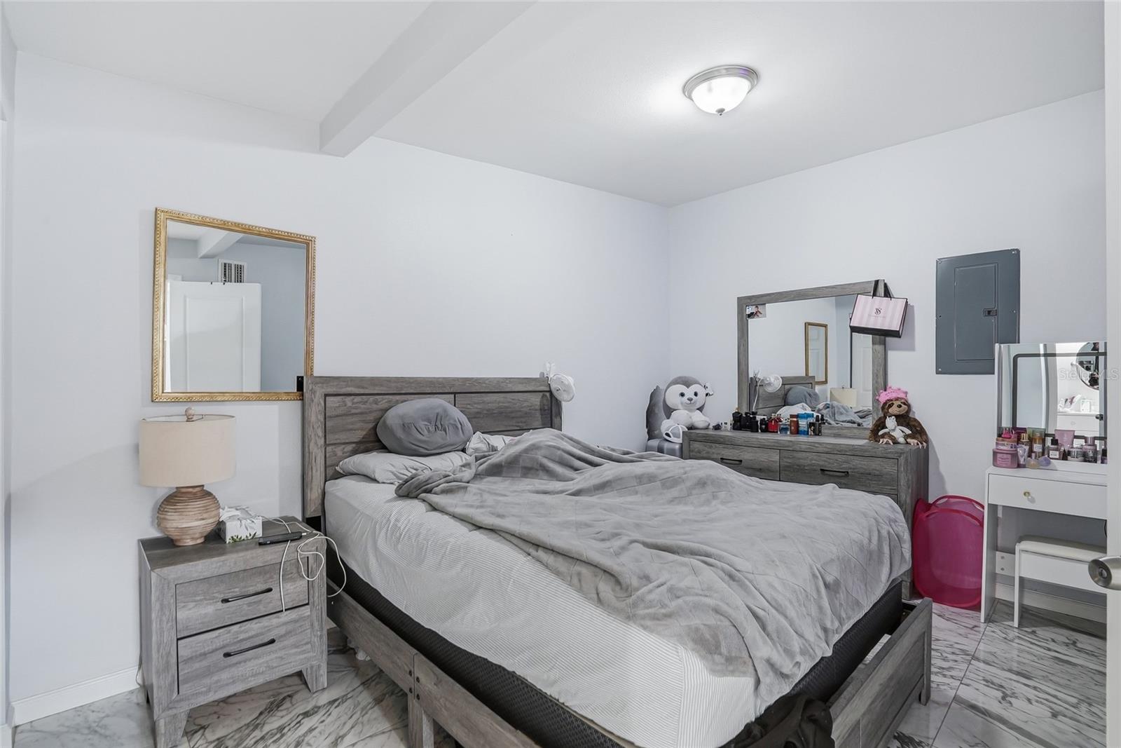 AVONDALE - Residential