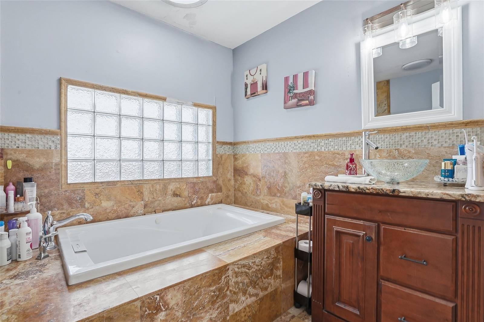 AVONDALE - Residential