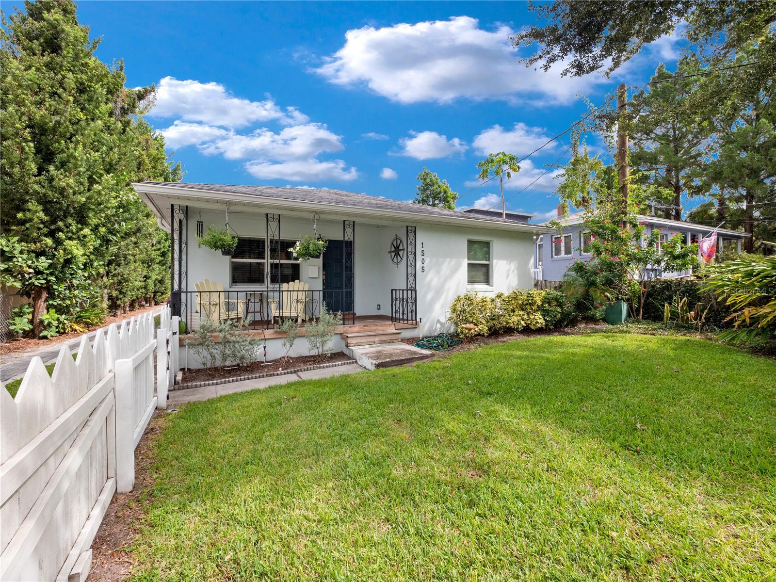 LAKE DAVIS HEIGHTS - Residential Income