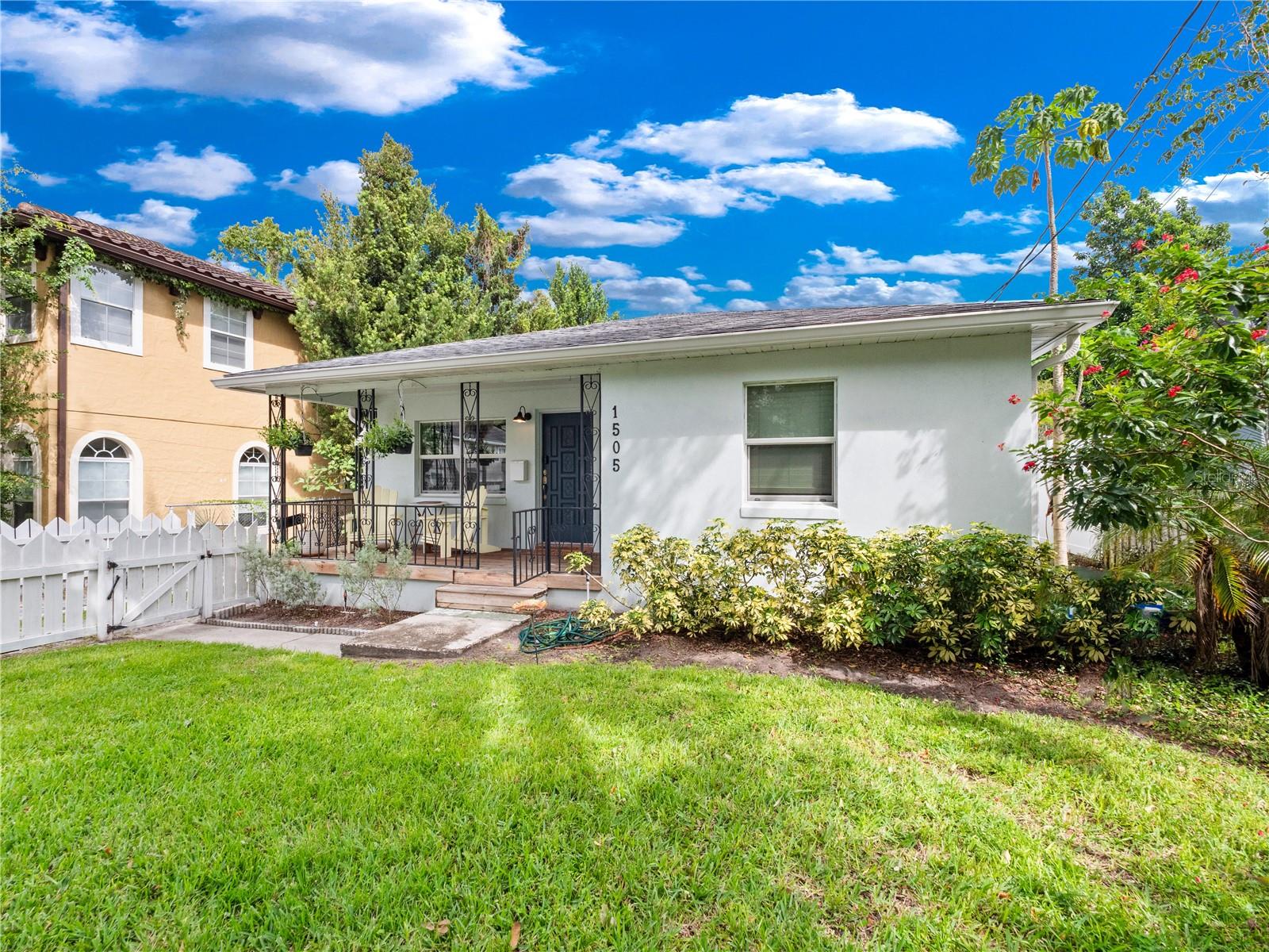 LAKE DAVIS HEIGHTS - Residential Income