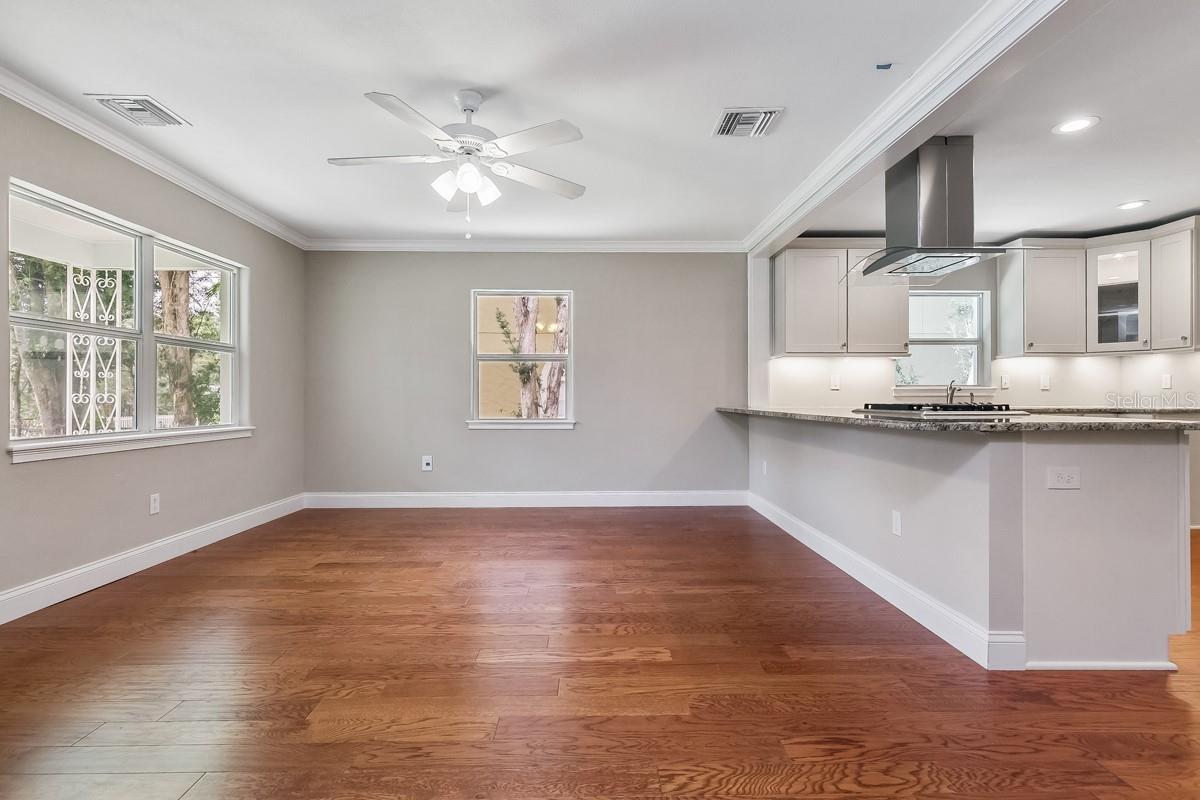 LAKE DAVIS HEIGHTS - Residential Income