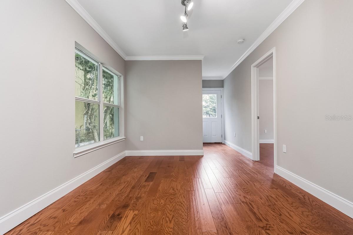 LAKE DAVIS HEIGHTS - Residential Income