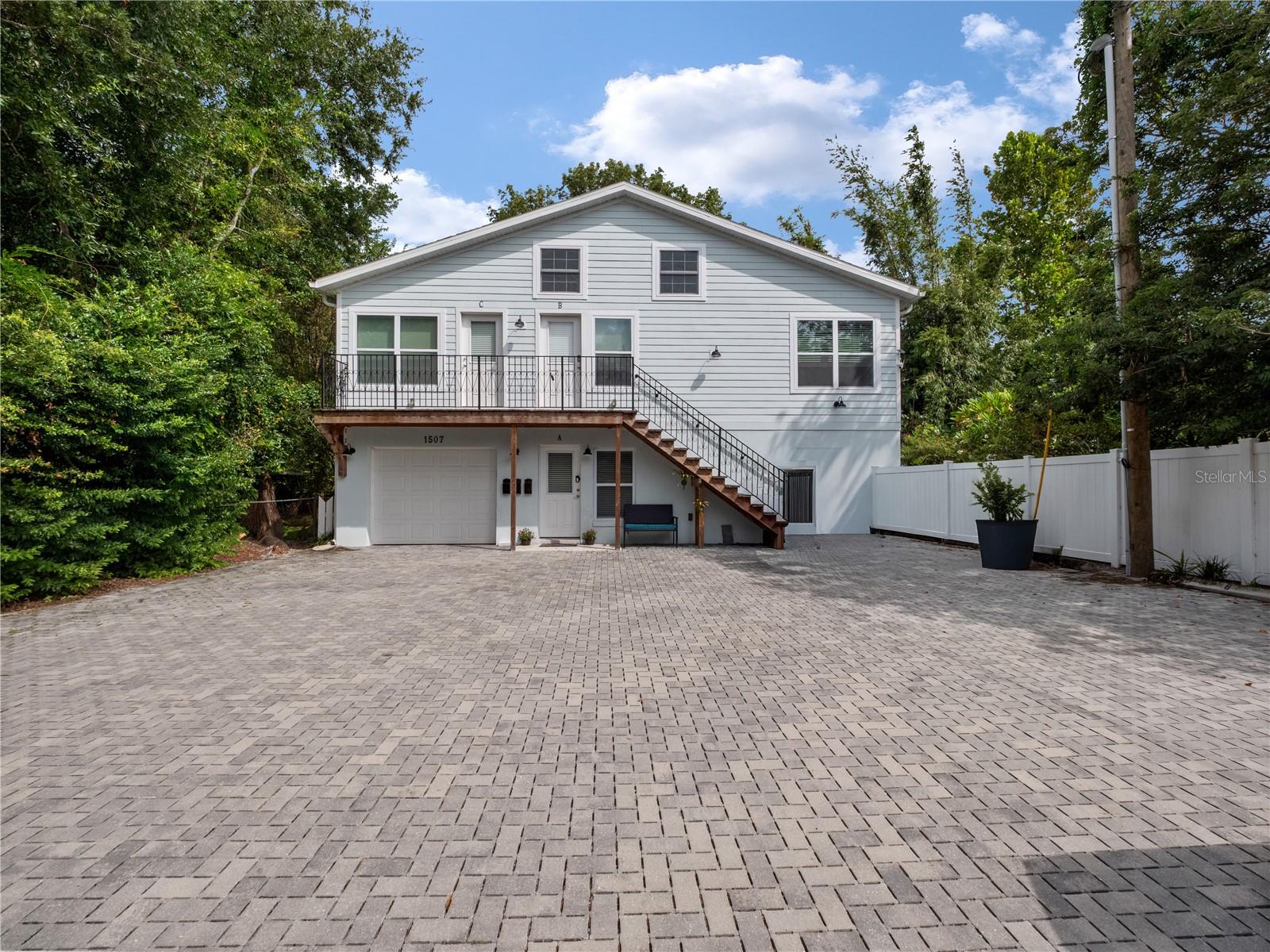 LAKE DAVIS HEIGHTS - Residential Income