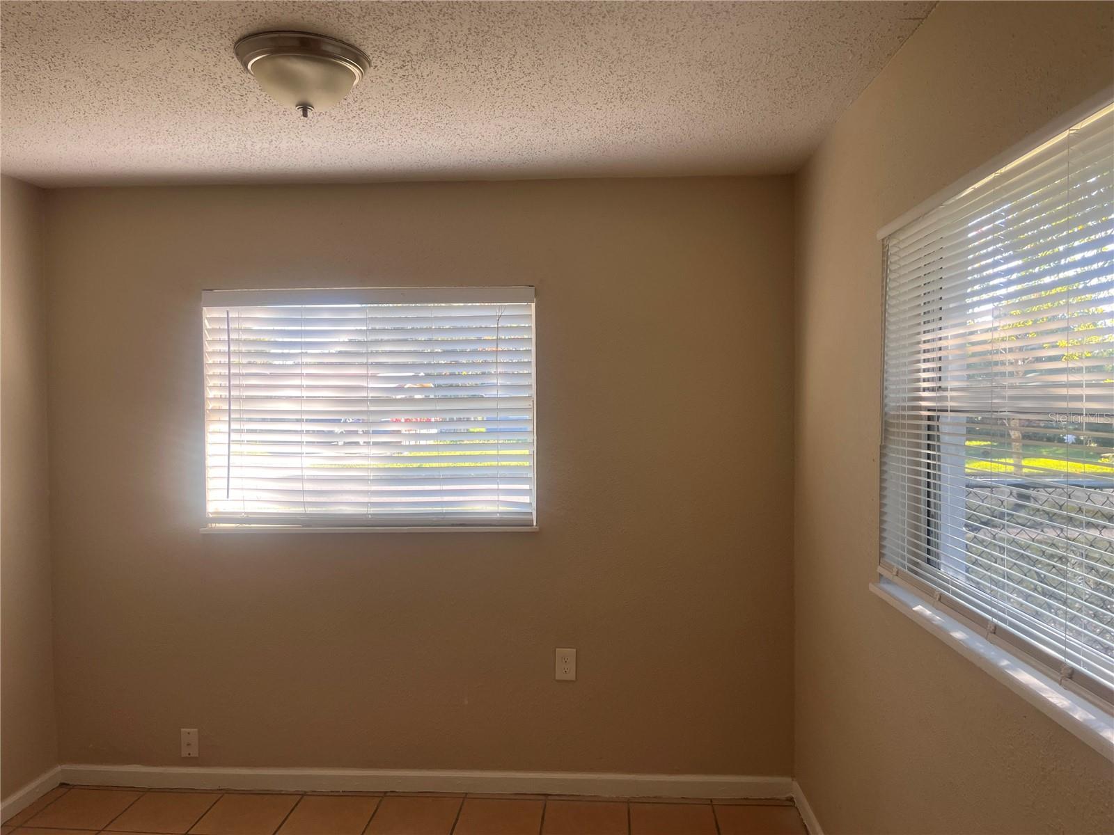 MALIBU GROVES FIRST ADD - Residential Lease