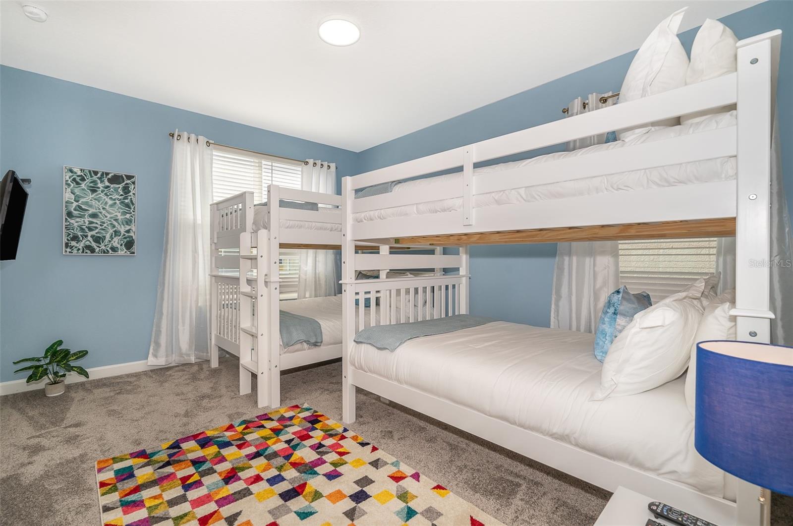 COVE AT STOREY LAKE II - Residential