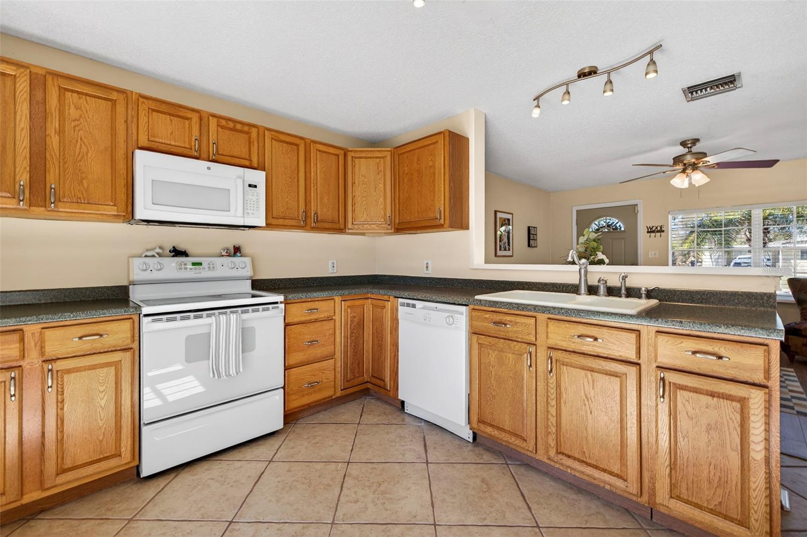 GANDY GARDENS 2 - Residential