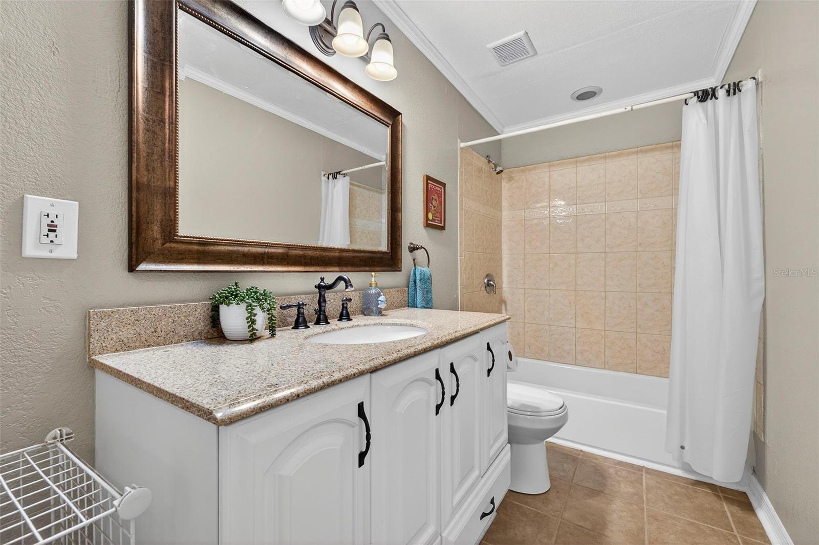 GANDY GARDENS 2 - Residential