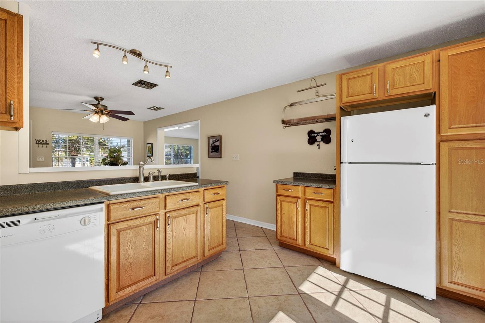 GANDY GARDENS 2 - Residential