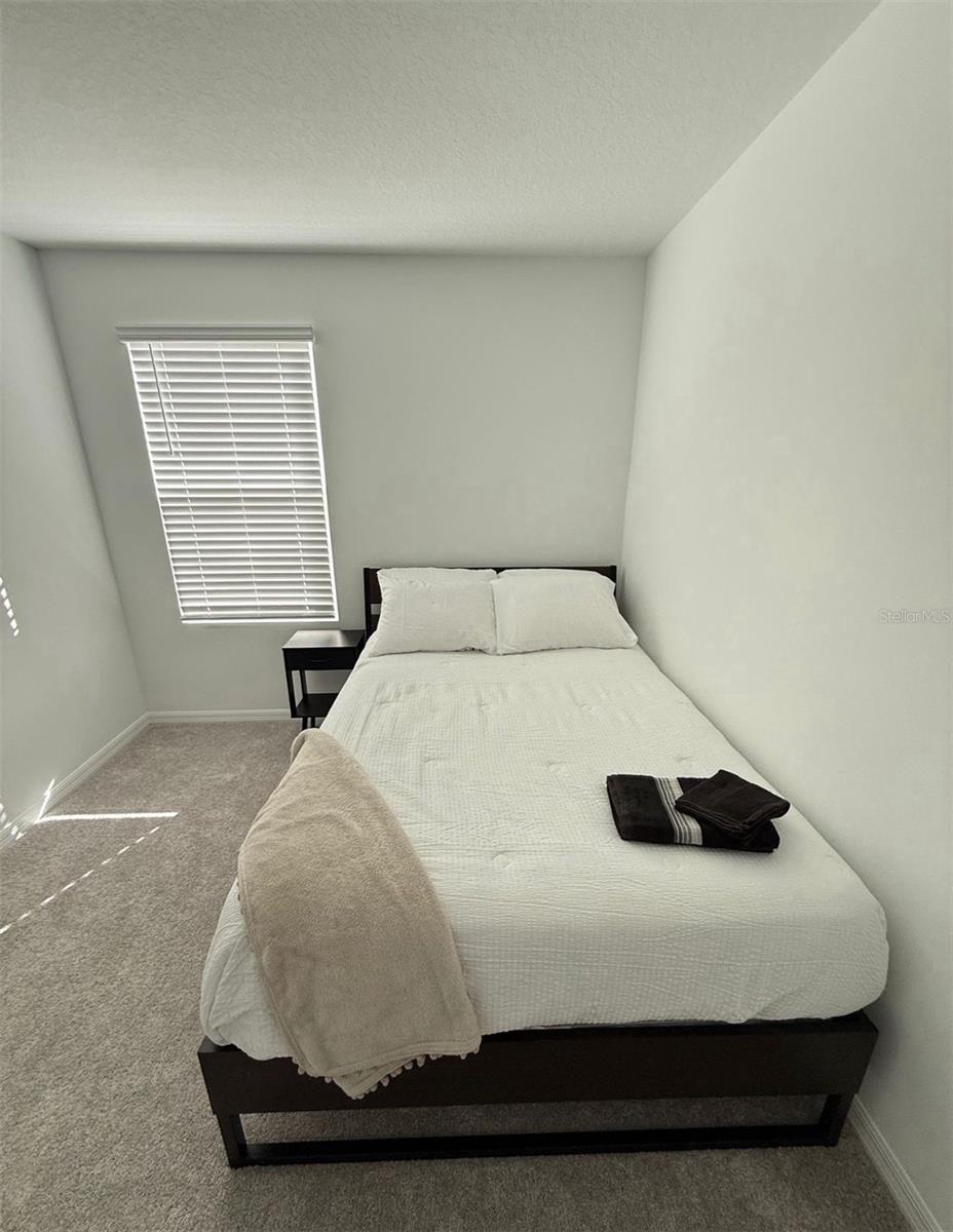 ANTHEM PARK TR G REP - Residential Lease