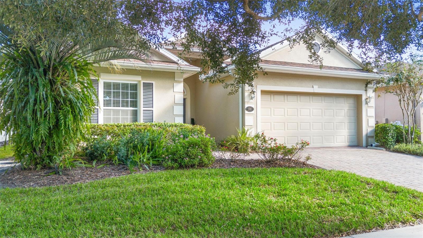 1385 LONGLEY PLACE