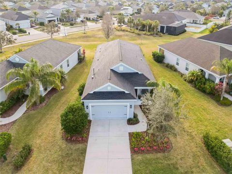 A home in PARRISH