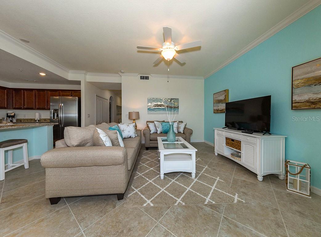 LAKEWOOD NATIONAL - Residential Lease