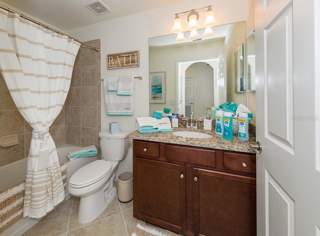 LAKEWOOD NATIONAL - Residential Lease